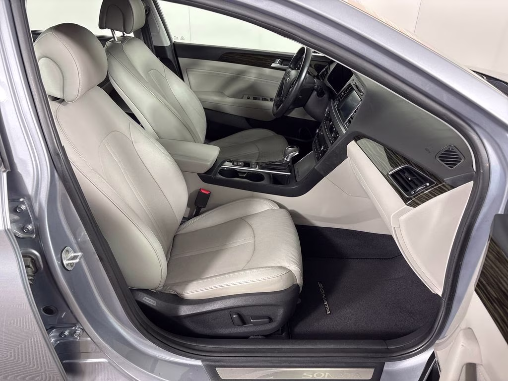 2017 Shale Gray Metallic Hyundai Sonata Limited FWD Sedan