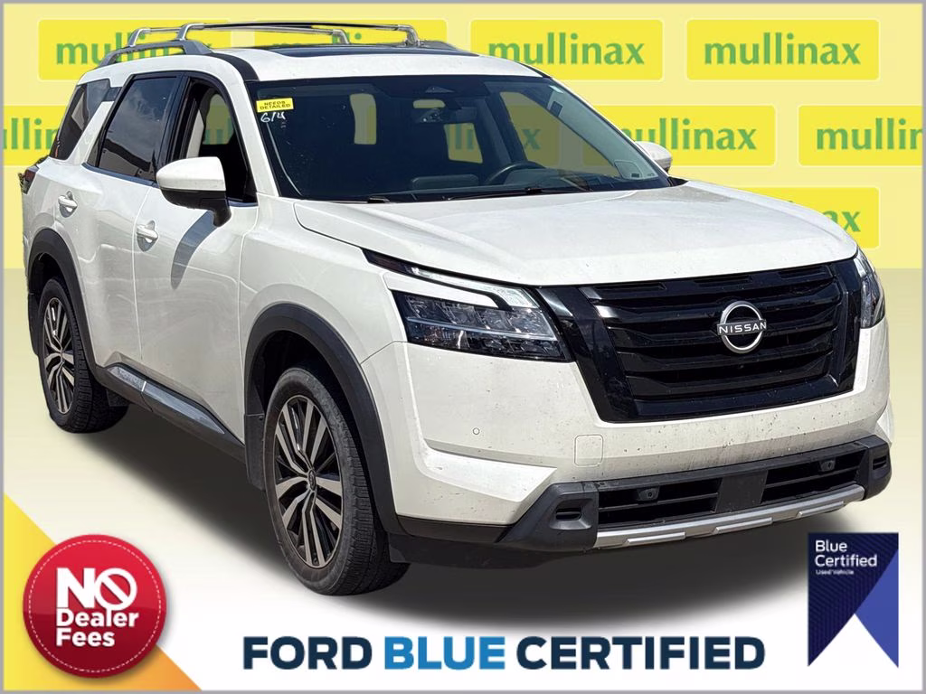 2024 Pearl White Tricoat Nissan Pathfinder Platinum FWD SUV