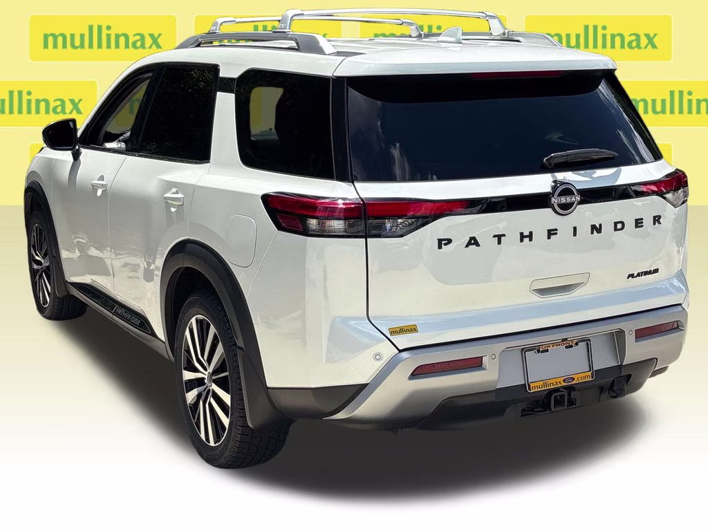 2024 Pearl White Tricoat Nissan Pathfinder Platinum FWD SUV