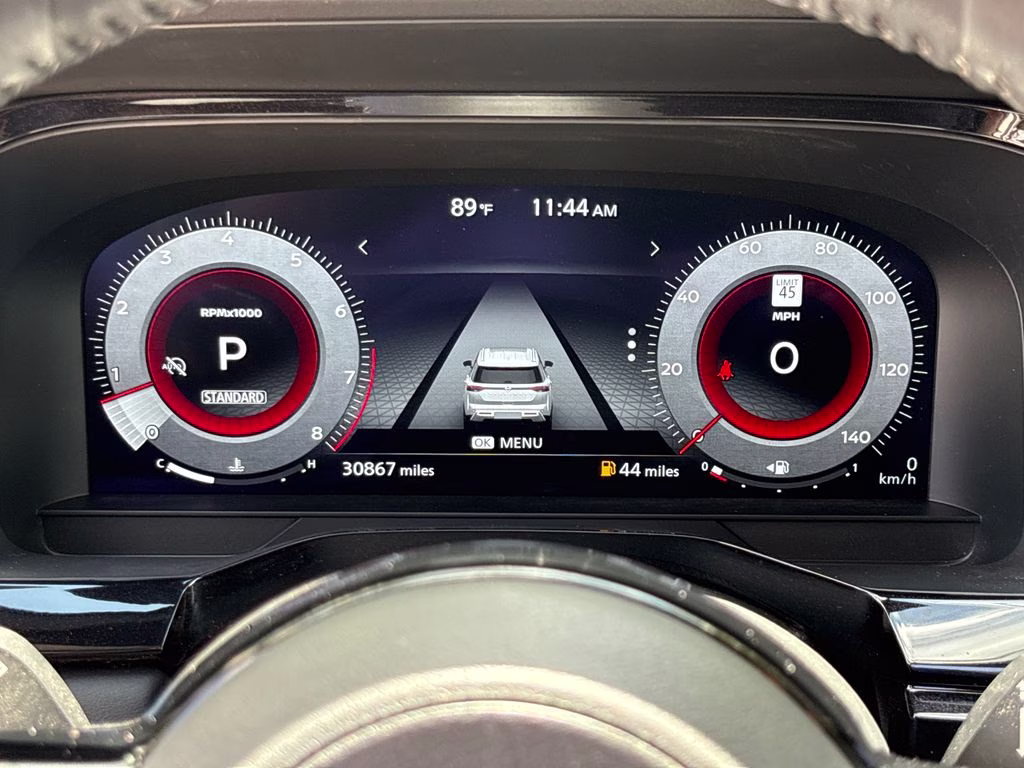 2024 Pearl White Tricoat Nissan Pathfinder Platinum FWD SUV