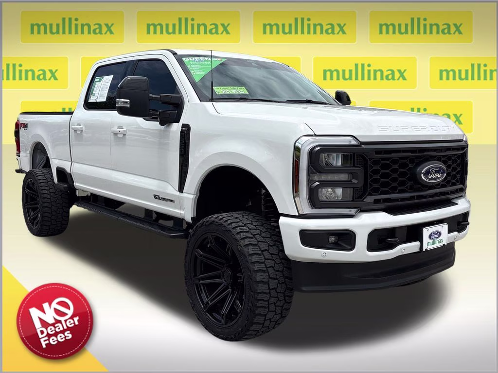 2024 Star White Metallic Tri-Coat Ford Super Duty F-350 SRW Lariat 4X4 Truck