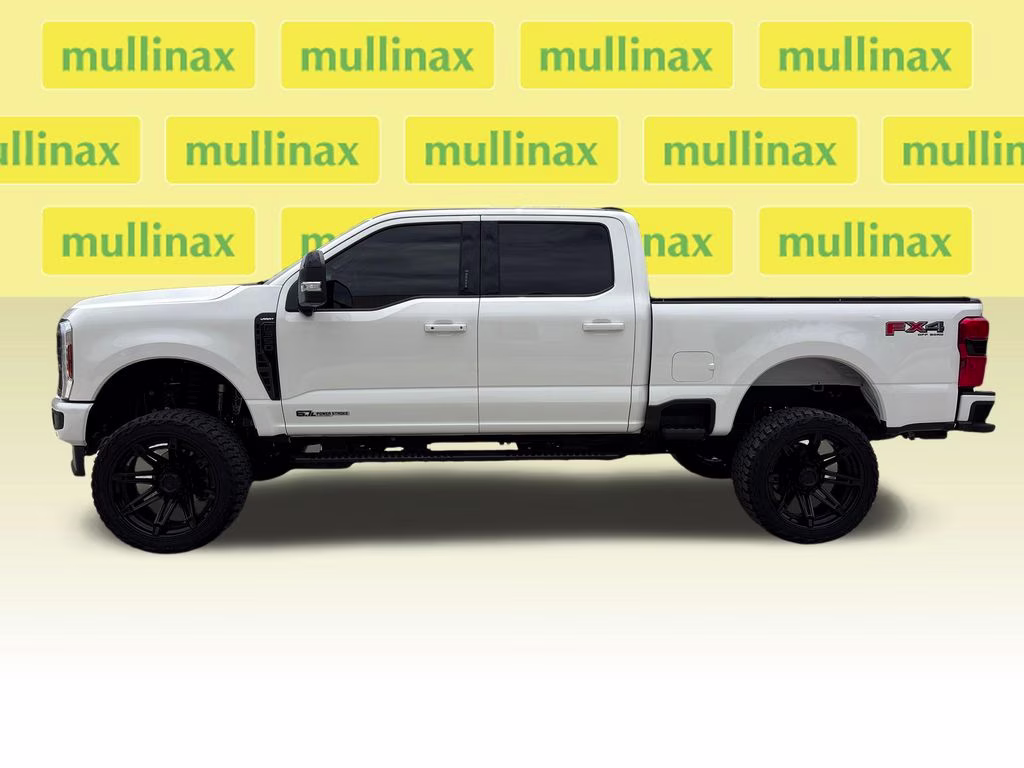 2024 Star White Metallic Tri-Coat Ford Super Duty F-350 SRW Lariat 4X4 Truck