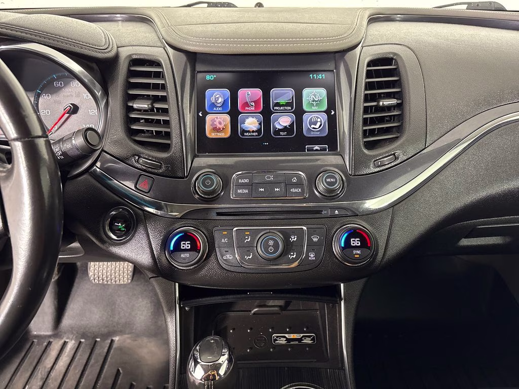 2017 Iridescent Pearl Tricoat Chevrolet Impala LT FWD Sedan