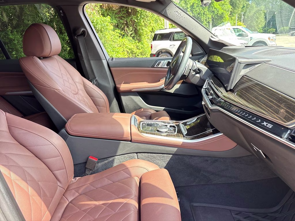 2024 Carbon Black Metallic BMW X5 xDrive40i AWD SUV