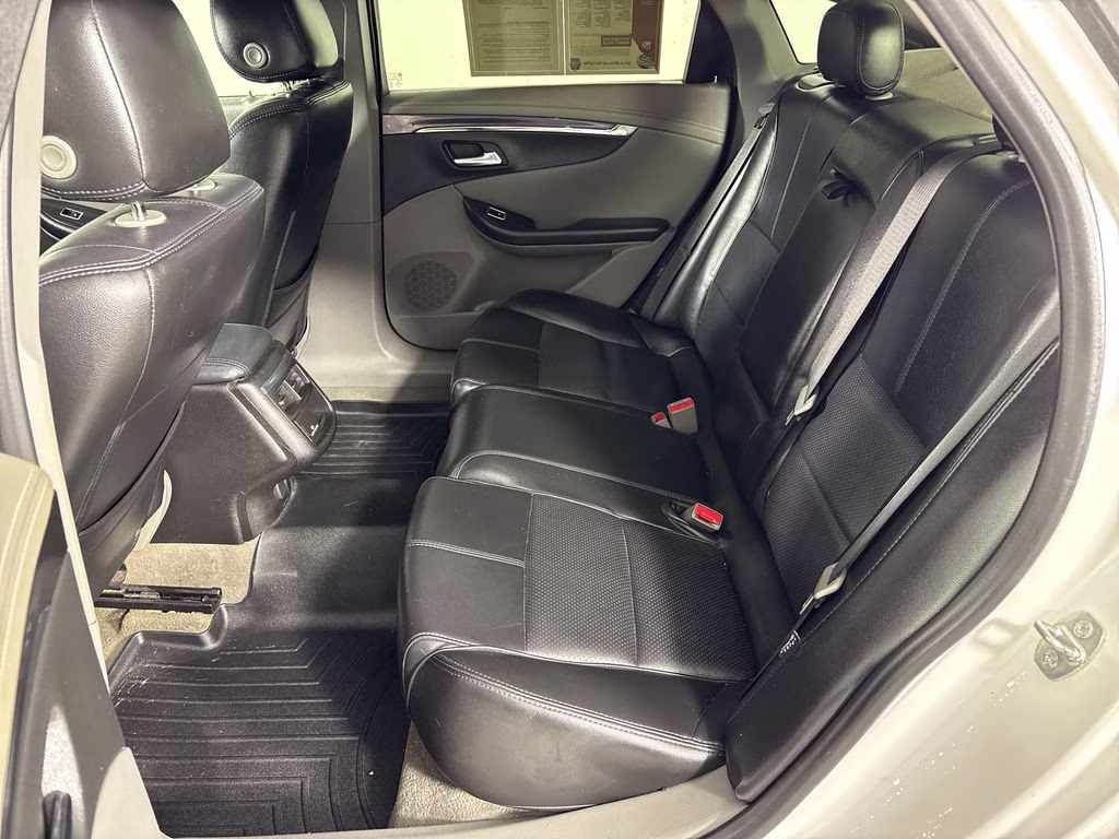 2017 Iridescent Pearl Tricoat Chevrolet Impala LT FWD Sedan
