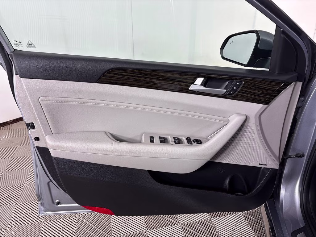 2017 Shale Gray Metallic Hyundai Sonata Limited FWD Sedan