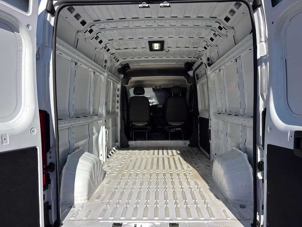 2026 Bright White Clearcoat Ram ProMaster 2500 High Roof FWD Van
