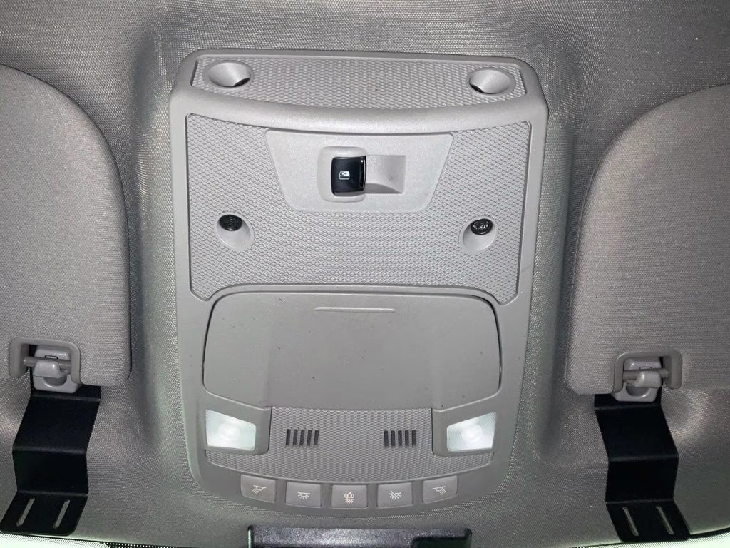 2020 Oxford White Ford F-150 Lariat 4X4 Truck