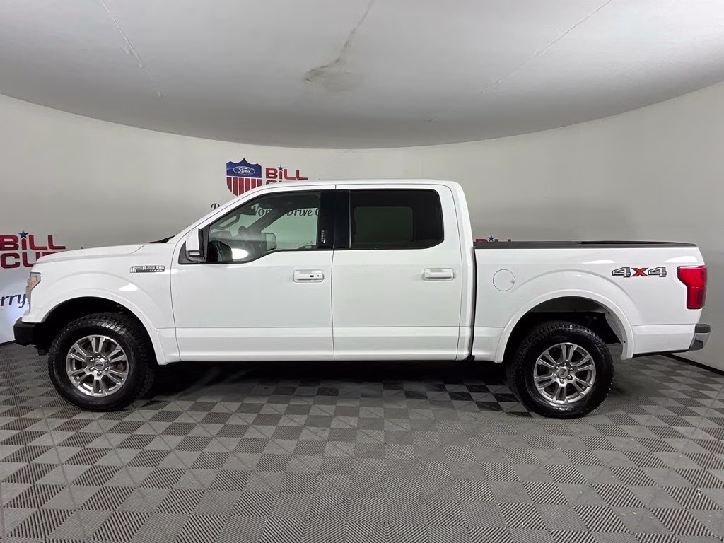 2020 Oxford White Ford F-150 Lariat 4X4 Truck