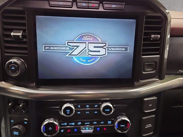 2023 Atlas Blue Metallic Ford F-150 Lariat 4X4 Truck