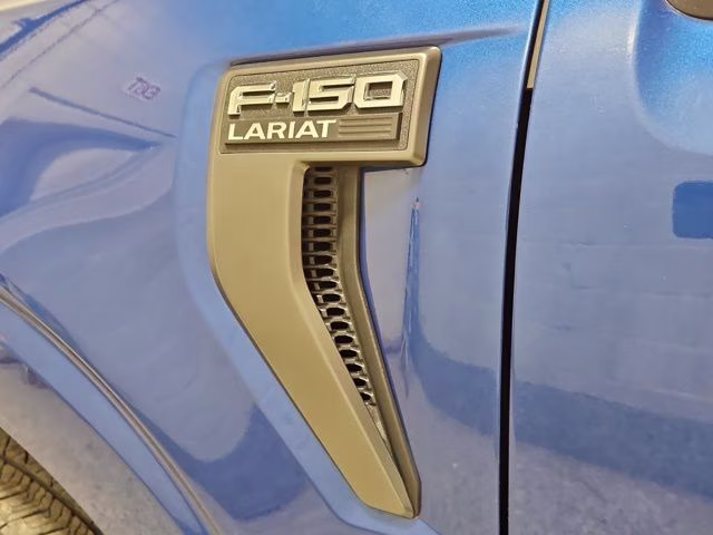2023 Atlas Blue Metallic Ford F-150 Lariat 4X4 Truck