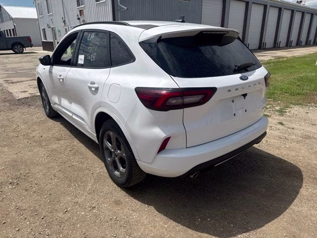 2023 White Ford Escape ST-Line AWD SUV