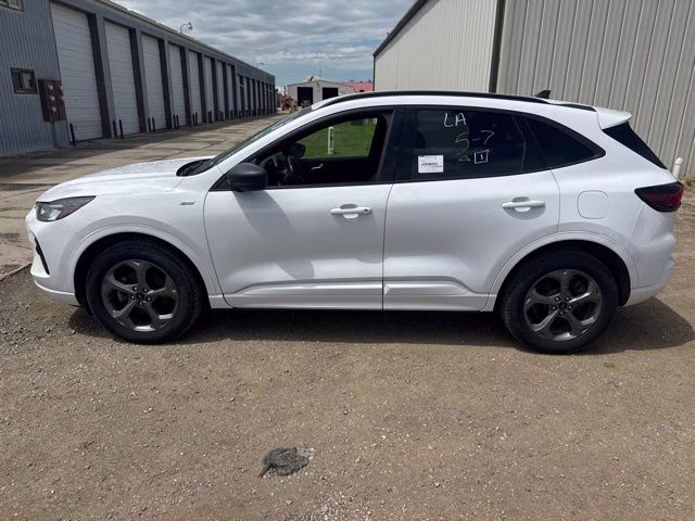2023 White Ford Escape ST-Line AWD SUV