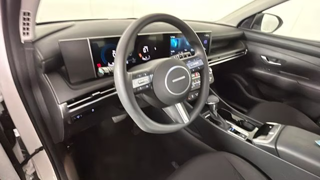 2026 White Pearl Hyundai Tucson SE AWD SUV