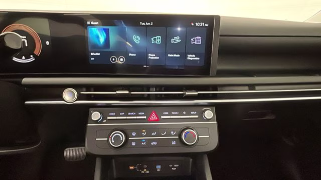 2026 White Pearl Hyundai Tucson SE AWD SUV
