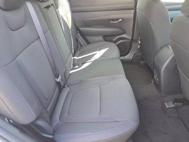2026 White Pearl Hyundai Tucson SE AWD SUV