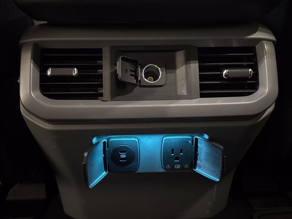 2024 Black Metallic Ford F-150 XLT 4X4 Truck