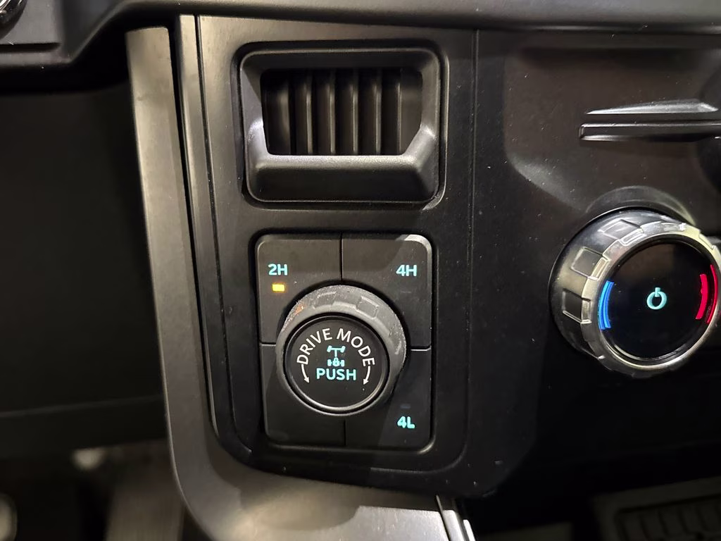 2024 Black Metallic Ford F-150 XLT 4X4 Truck