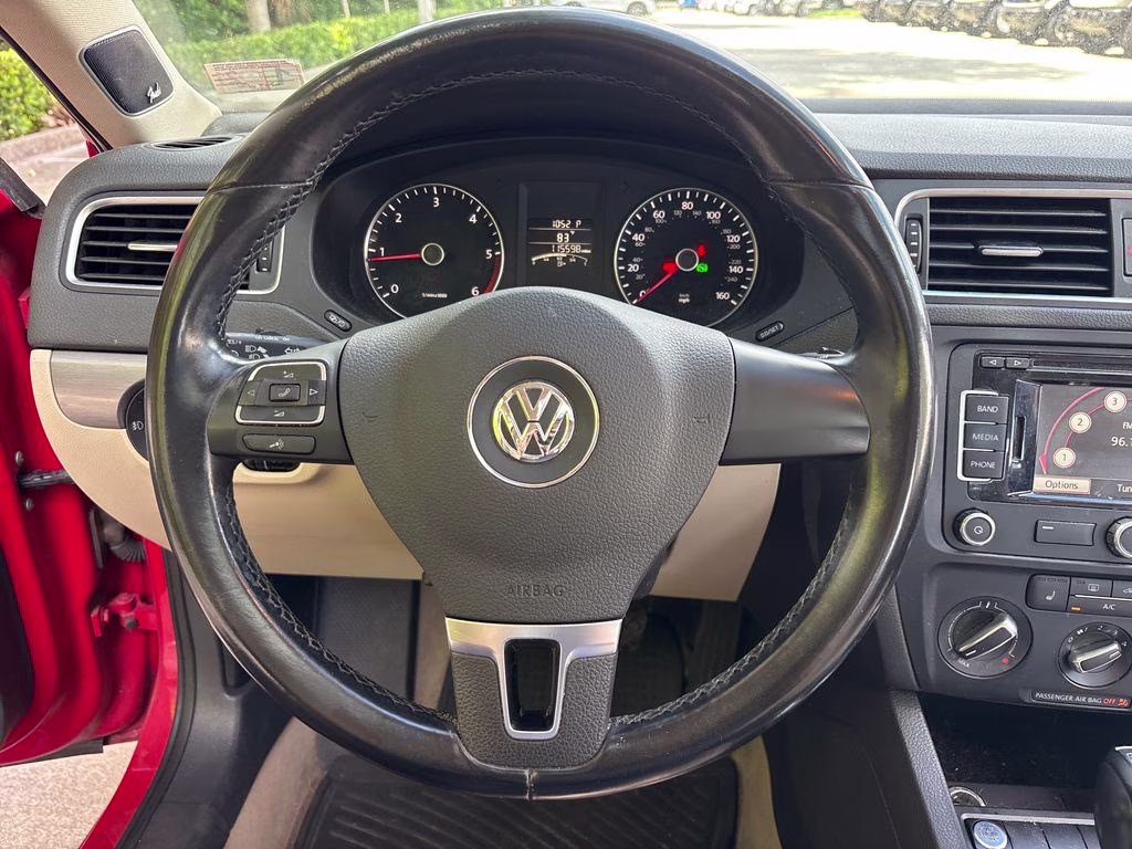 2013 Tornado Red Volkswagen Jetta TDI FWD Sedan