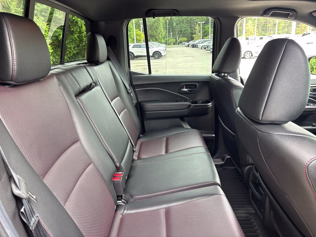 2022 Crystal Black Pearl Honda Ridgeline Black Edition AWD Truck