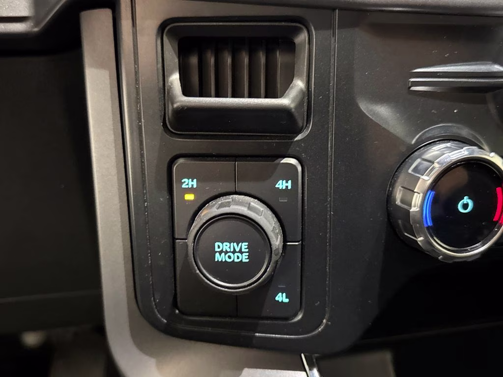 2025 Blue Metallic Ford F-150 XLT 4X4 Truck