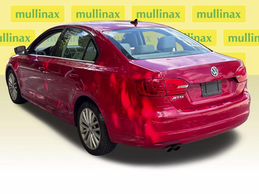 2013 Tornado Red Volkswagen Jetta TDI FWD Sedan