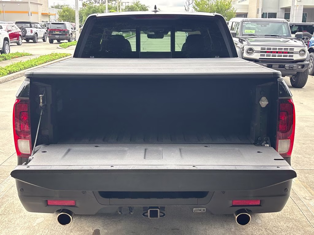 2022 Crystal Black Pearl Honda Ridgeline Black Edition AWD Truck