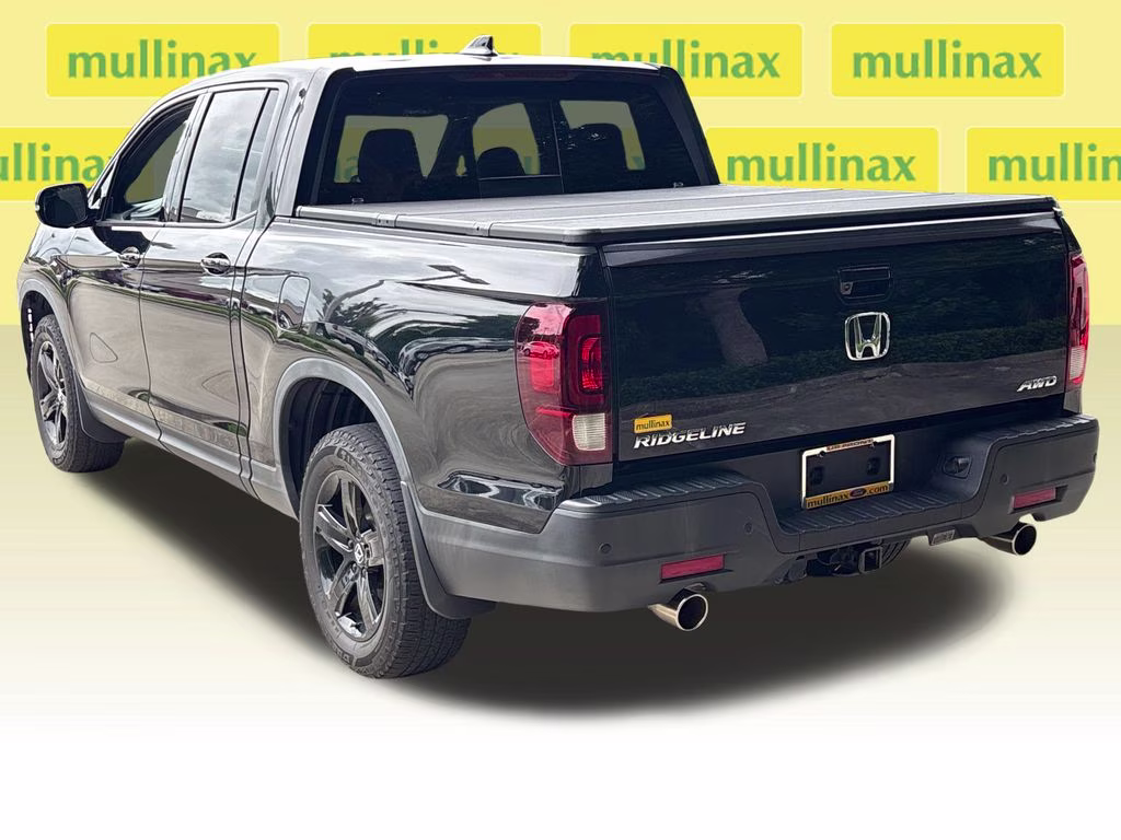 2022 Crystal Black Pearl Honda Ridgeline Black Edition AWD Truck