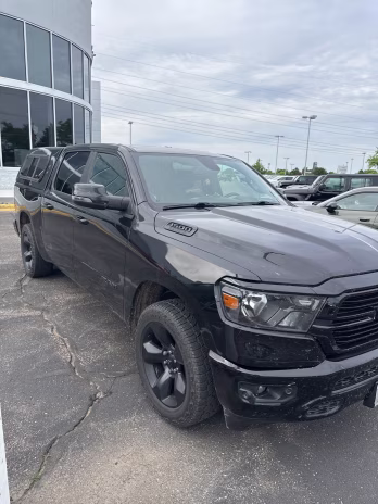 2019 Diamond Black Crystal Pearlcoat Ram 1500 Big Horn/Lone Star 4X4 Truck