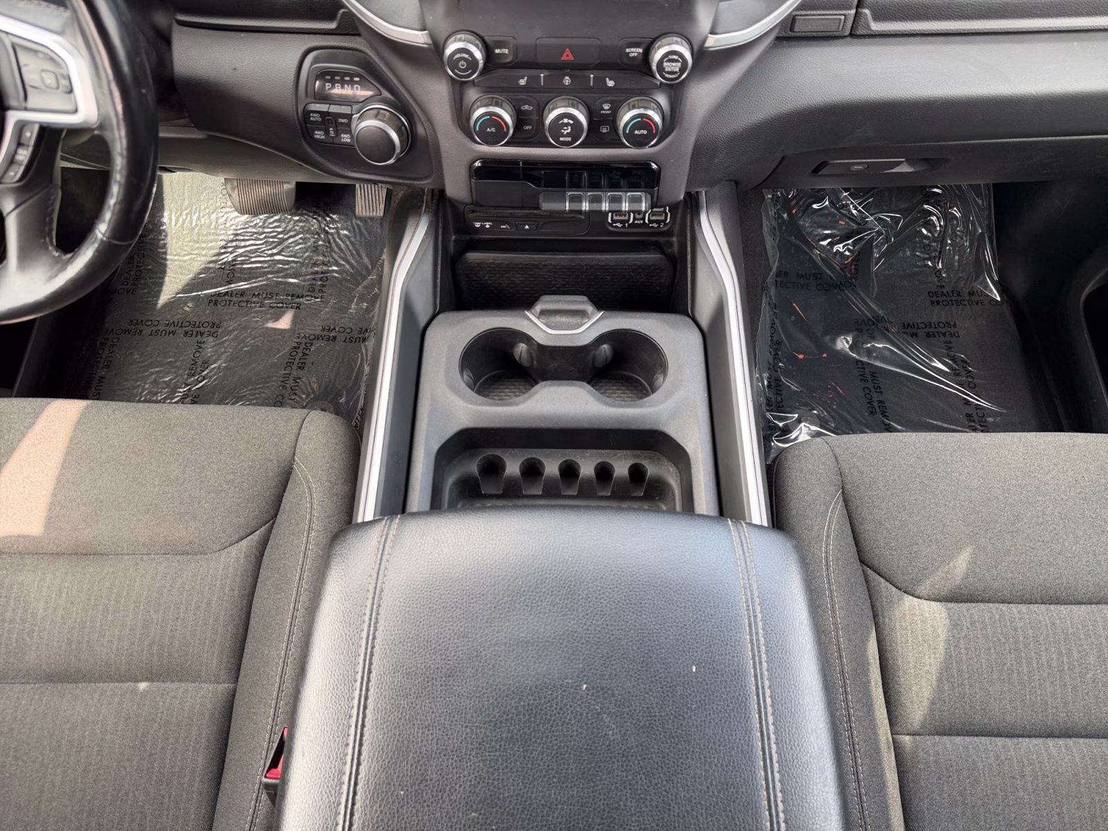 2019 Diamond Black Crystal Pearlcoat Ram 1500 Big Horn/Lone Star 4X4 Truck