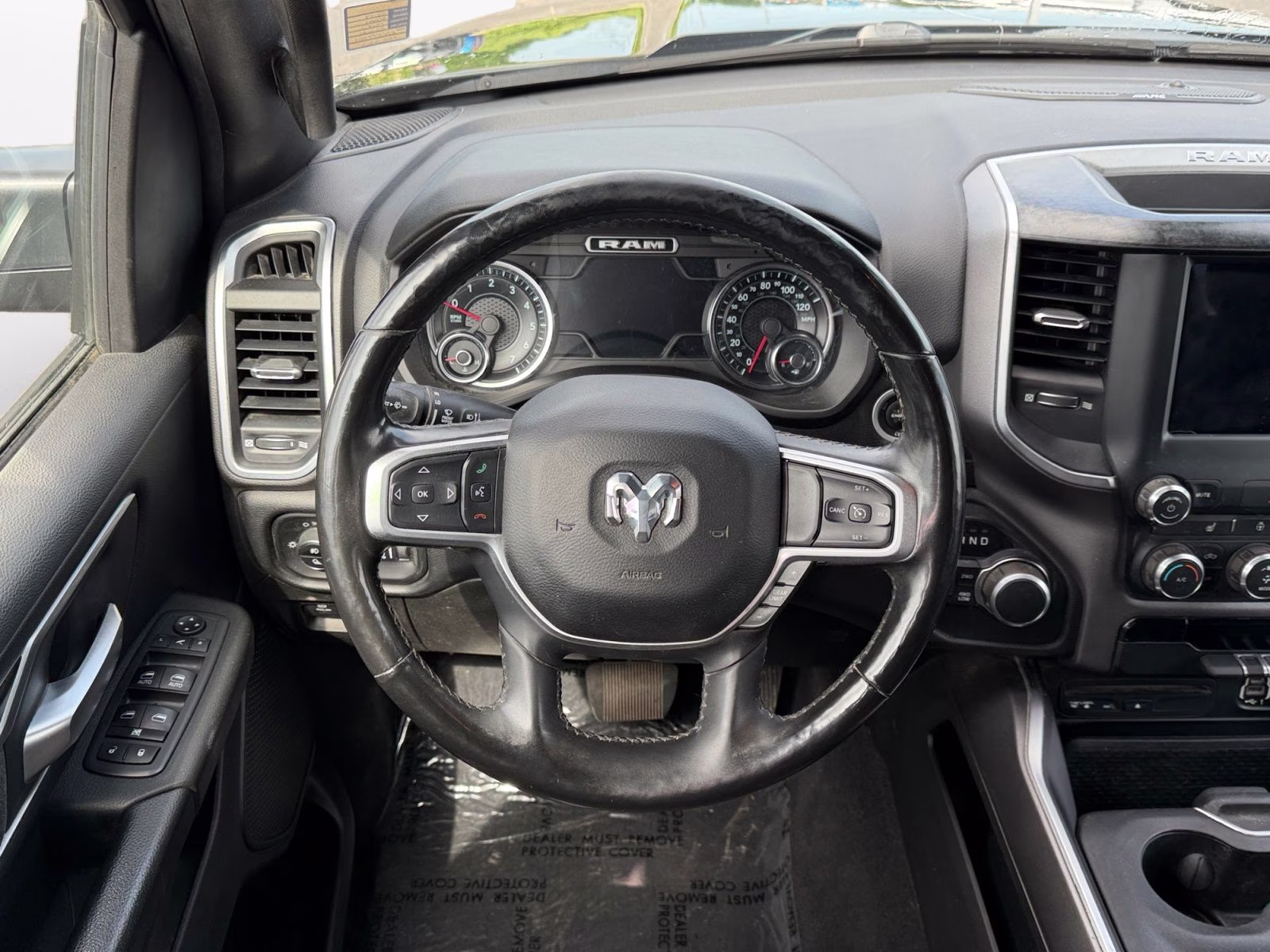 2019 Diamond Black Crystal Pearlcoat Ram 1500 Big Horn/Lone Star 4X4 Truck