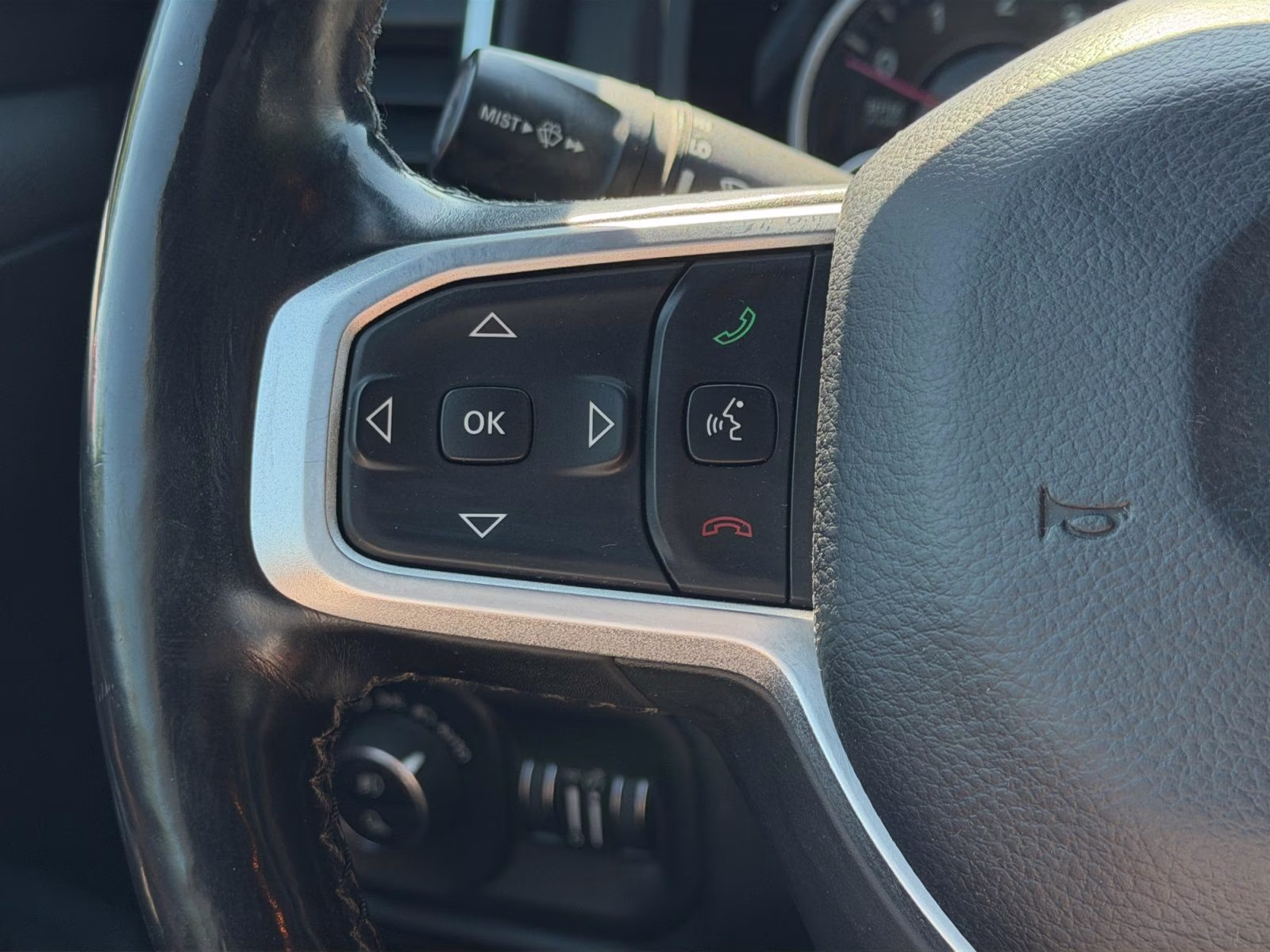 2019 Diamond Black Crystal Pearlcoat Ram 1500 Big Horn/Lone Star 4X4 Truck
