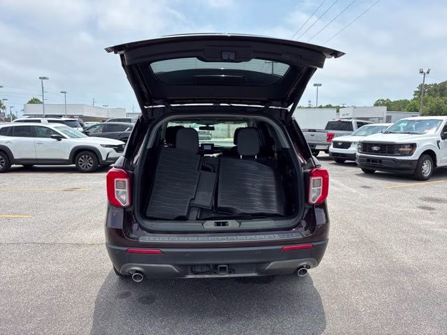 2022 Red Metallic Ford Explorer XLT 4X4 SUV
