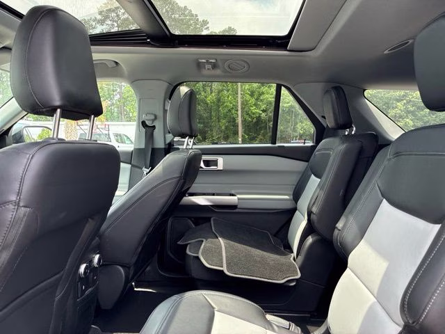 2022 Red Metallic Ford Explorer XLT 4X4 SUV