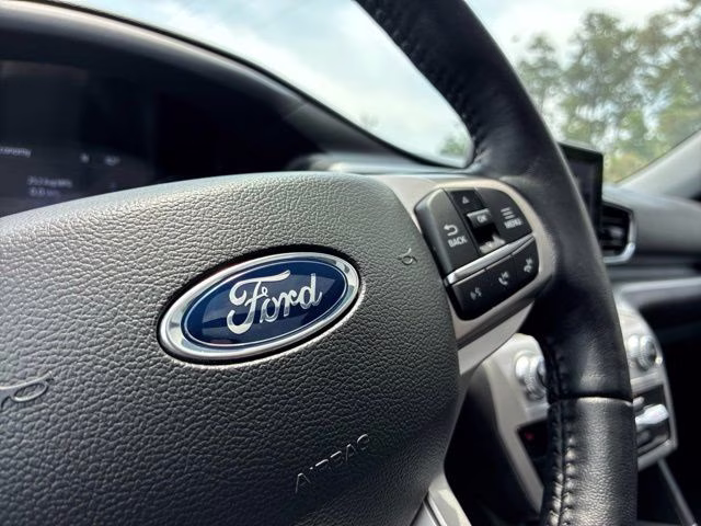 2022 Red Metallic Ford Explorer XLT 4X4 SUV