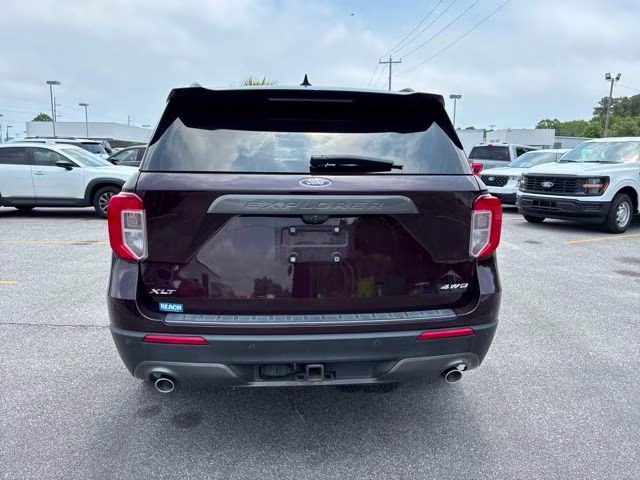 2022 Red Metallic Ford Explorer XLT 4X4 SUV