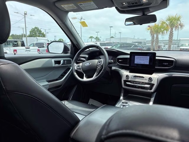 2022 Red Metallic Ford Explorer XLT 4X4 SUV