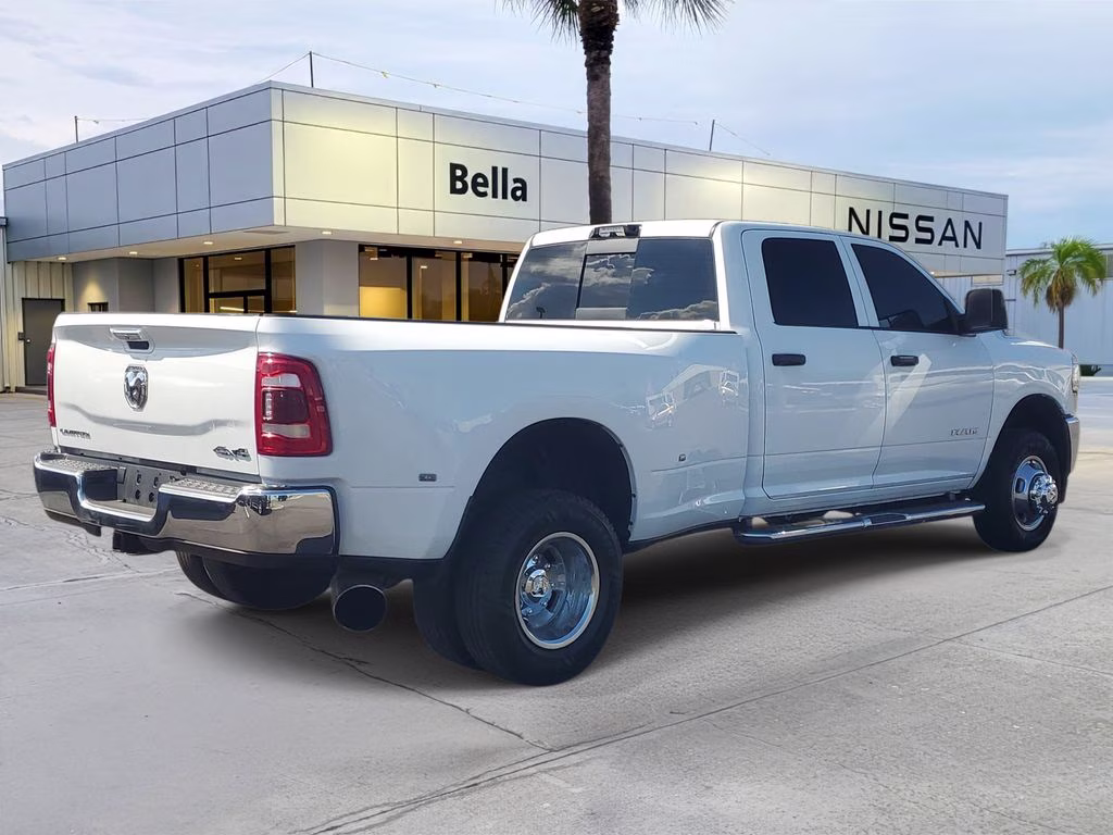 2022 Bright White Clearcoat Ram 3500 Tradesman 4X4 Truck