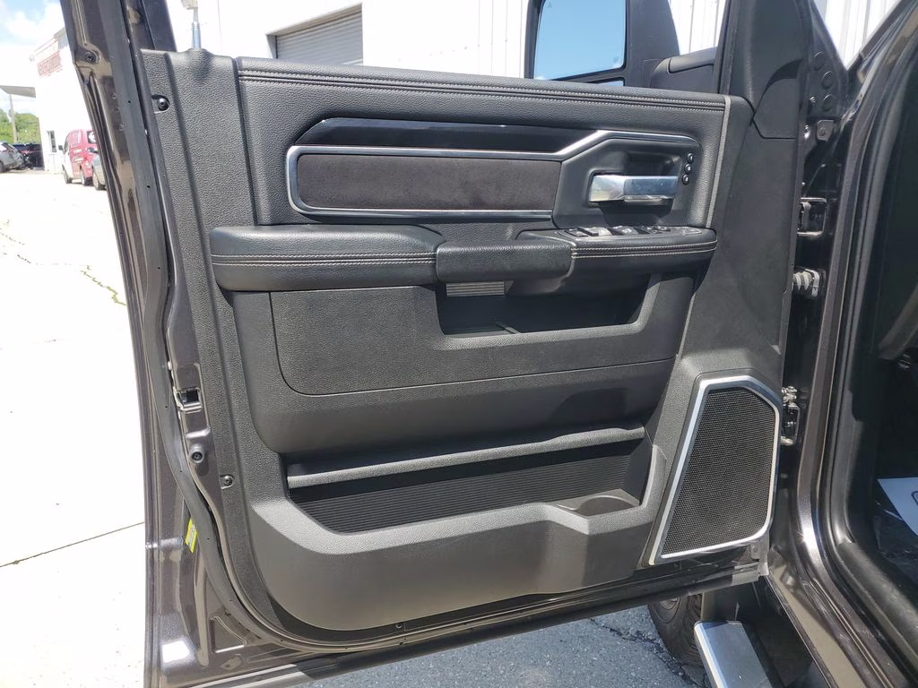 2023 Granite Crystal Metallic Clearcoat Ram 2500 Laramie 4X4 Truck