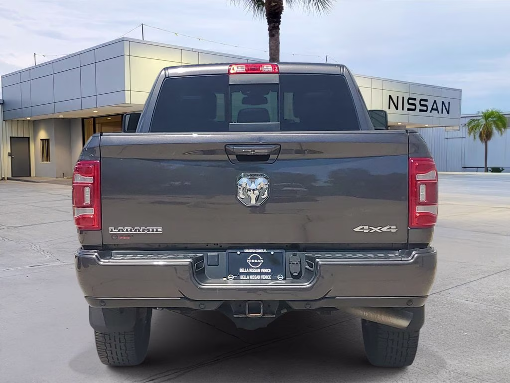 2023 Granite Crystal Metallic Clearcoat Ram 2500 Laramie 4X4 Truck