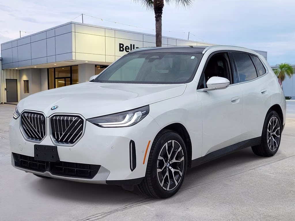 2025 White Metallic BMW X3 30 xDrive AWD SUV