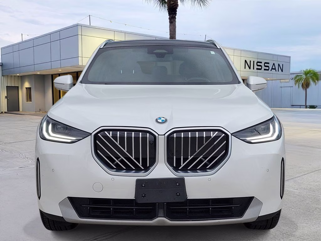 2025 White Metallic BMW X3 30 xDrive AWD SUV