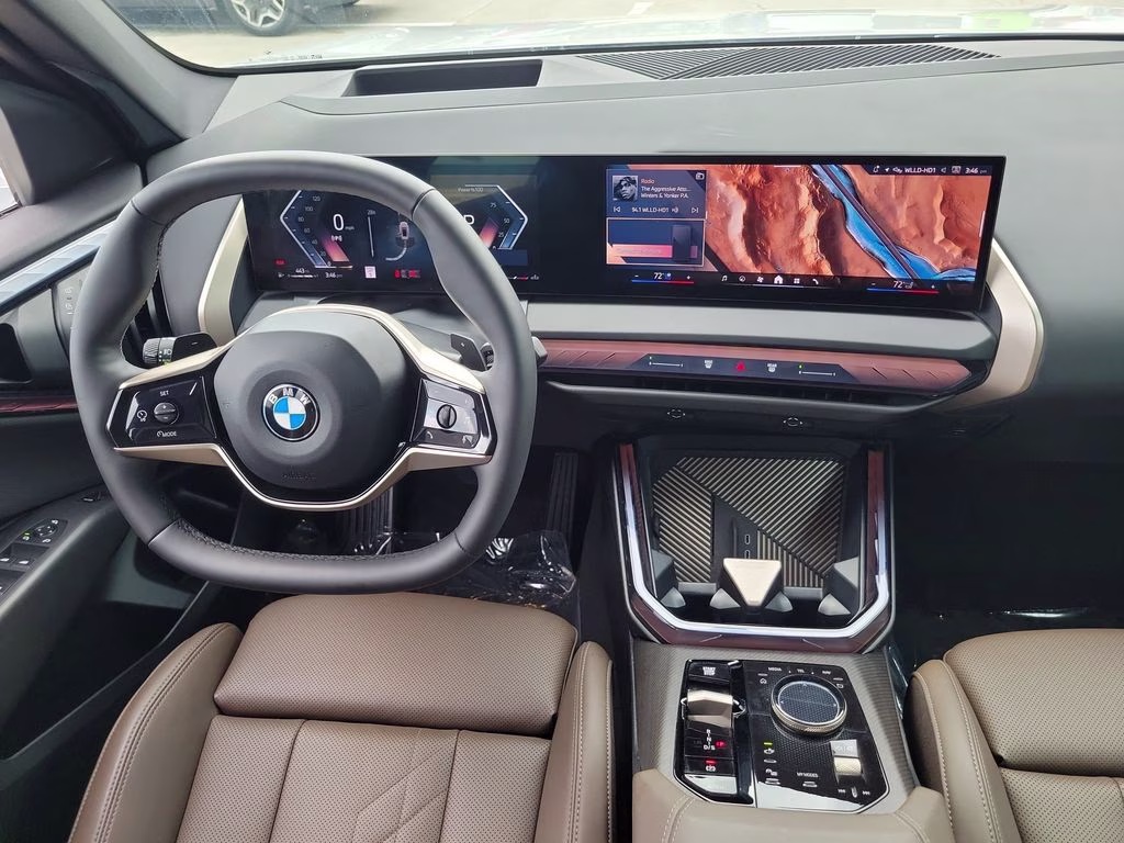 2025 White Metallic BMW X3 30 xDrive AWD SUV