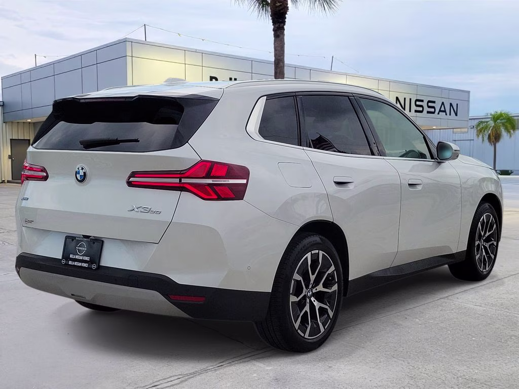 2025 White Metallic BMW X3 30 xDrive AWD SUV