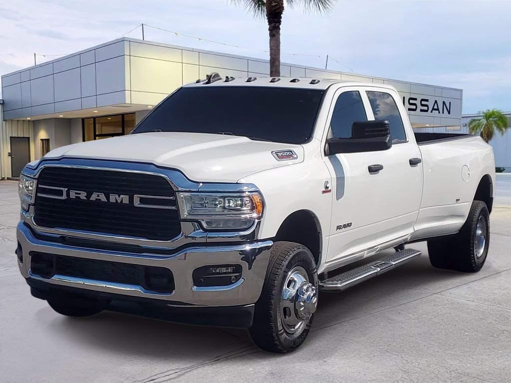 2022 Bright White Clearcoat Ram 3500 Tradesman 4X4 Truck