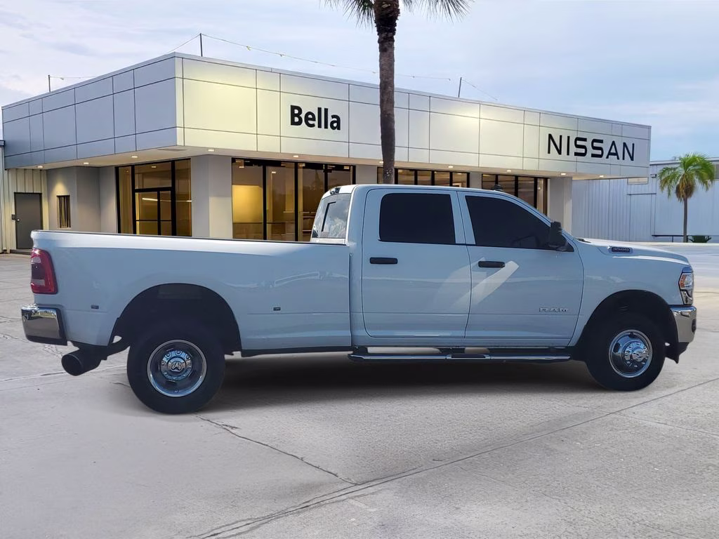 2022 Bright White Clearcoat Ram 3500 Tradesman 4X4 Truck