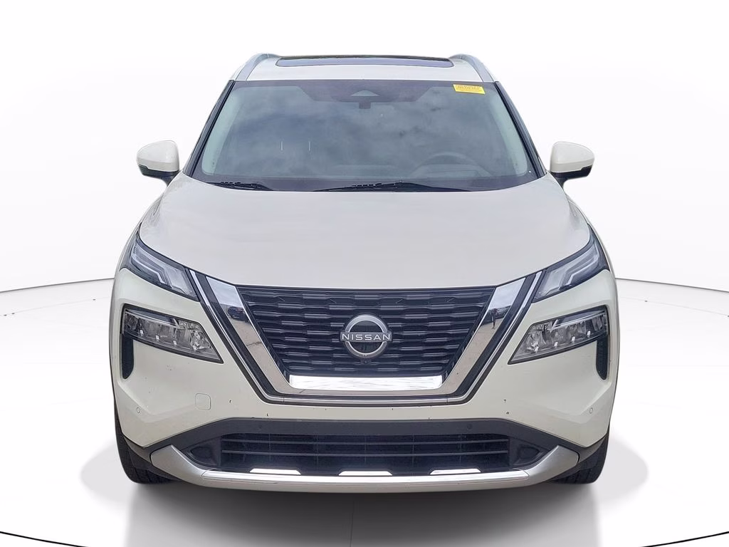 2023 Pearl White Tricoat Nissan Rogue Platinum FWD SUV