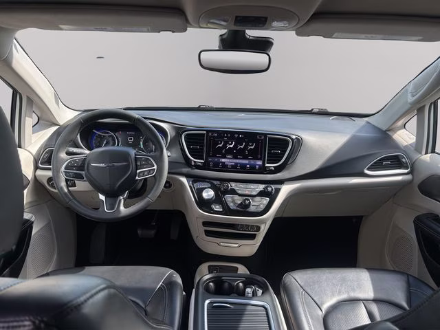 2023 Silver Mist Clearcoat Chrysler Pacifica Touring L FWD Van