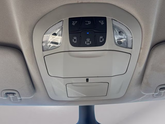 2023 Brilliant Black Crystal Pearlcoat Chrysler Pacifica Touring L FWD Van