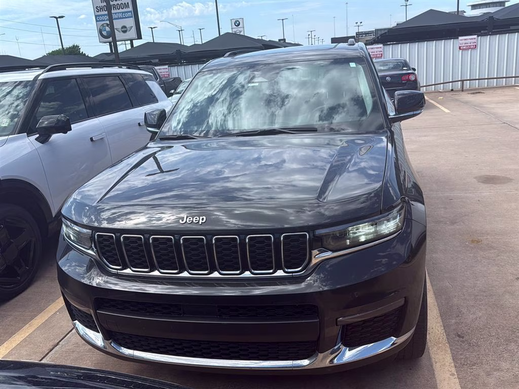 2022 Rocky Mountain Pearlcoat Jeep Grand Cherokee L Limited 4X4 SUV